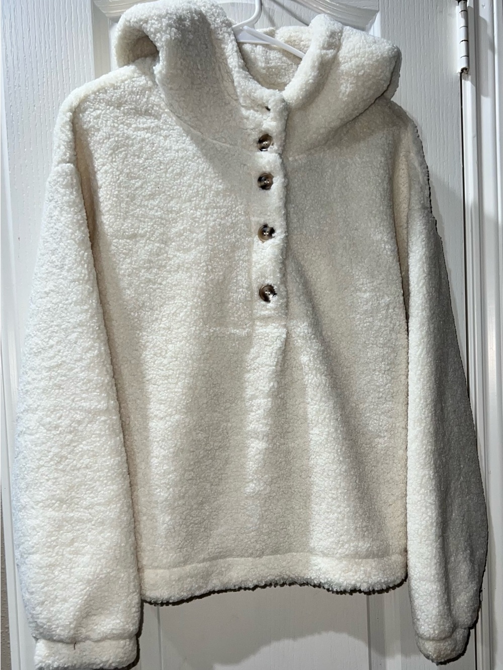 VERY J "New In" Cream Sherpa Fleece Hoodie Pullover Button Neck, Size Large